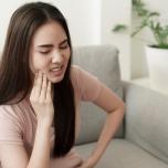 Dente incapsulato che pulsa