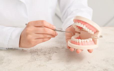 Dente finto temporaneo farmacia