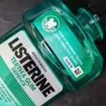 Collutorio listerine fa male