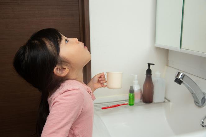 Gargarismi Acqua E Sale I Benefici In Caso Di Mal Di Gola