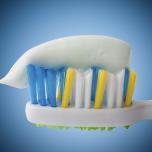 Dentifricio al fluoro