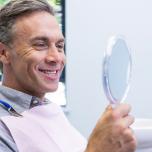 Come sbiancare i denti gialli