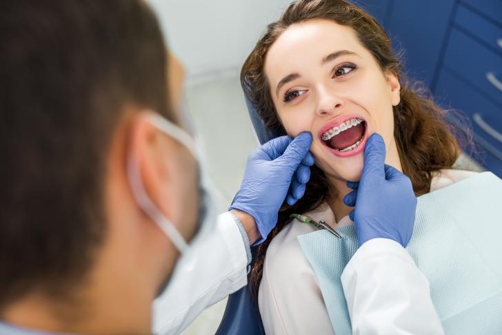 Apparecchio fisso denti Apparecchio fisso denti