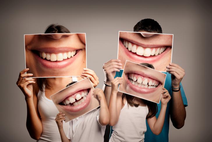 Come raddrizzare i denti storti senza apparecchio Come raddrizzare i denti storti senza apparecchio