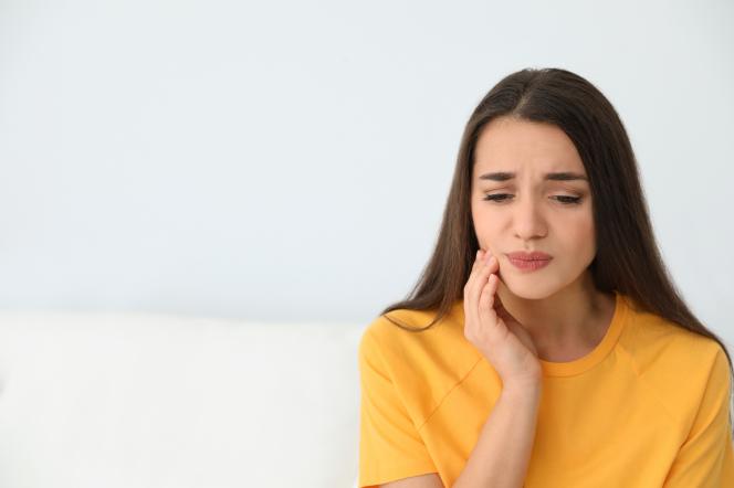Un dente devitalizzato può far male Un dente devitalizzato può far male