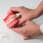 Kit fai da te per raddrizzare i denti