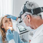 Medico specialista della lingua