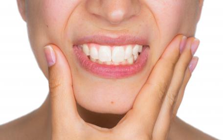 Denti indolenziti cause