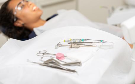 Estrazione dente del giudizio in ospedale