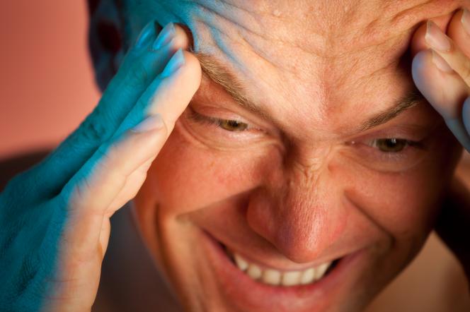 Mal di denti e dolore alla tempia Mal di denti e dolore alla tempia