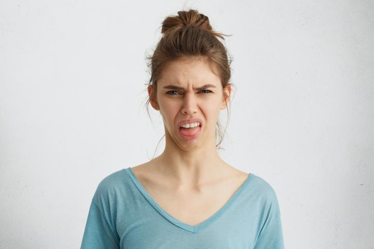 Bruxismo e nausea Bruxismo e nausea