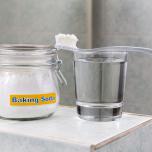 Acqua e sale per gengive infiammate