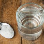 Acqua e sale per parodontite