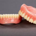 Dentiere a ventosa