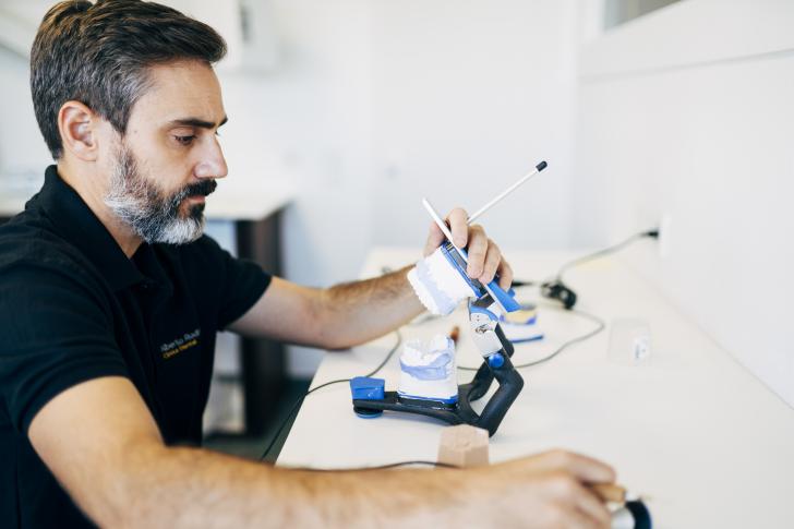 Riparazione dentiera Riparazione dentiera